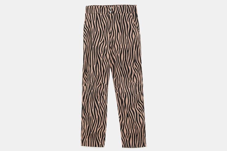 pantalon-estampado-cebra-zara