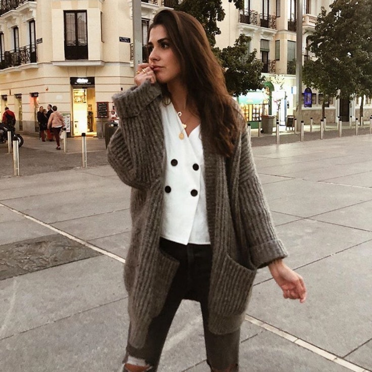 mery-turiel-chaqueta-de-punto-gris-cardigan
