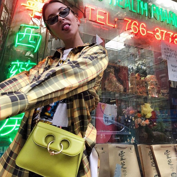 lizzyvdligt-conjunto-amarillo-camisa-estampado-cuadros