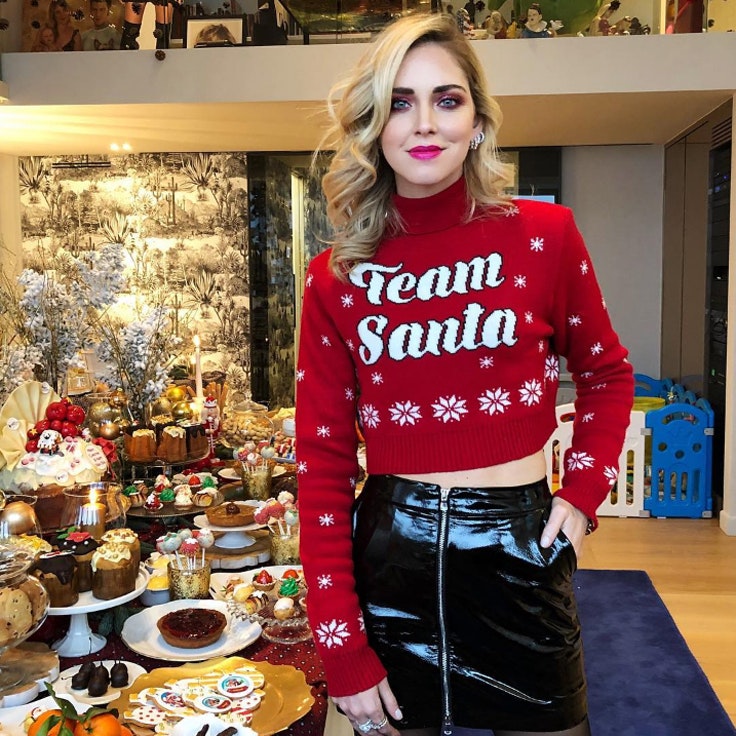 chiara-ferragni-jersey-navidad-rojo-papa-noel