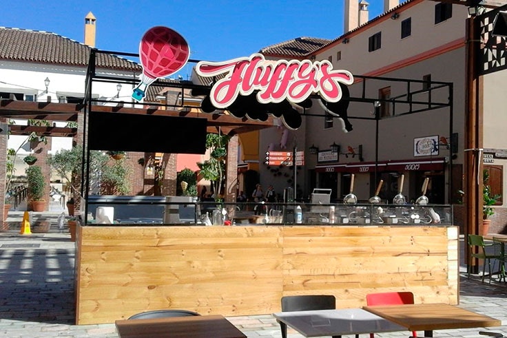 apertura del kiosko Fluffys