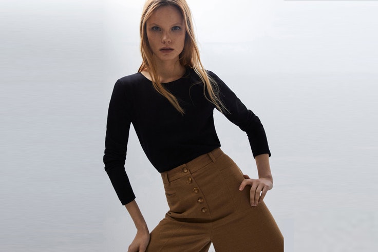 camiseta-negra-manga-larga-massimo-dutti