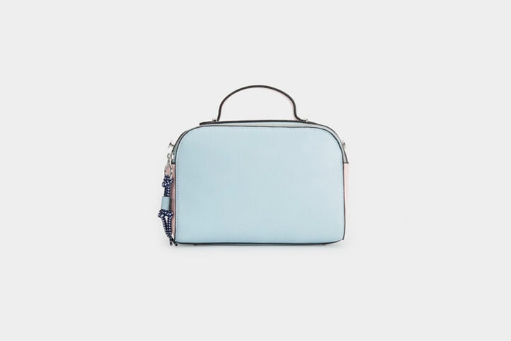 bolso-bandolera-azul-claro-parfois