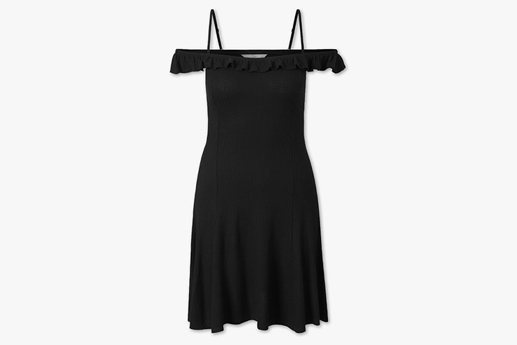 vestido-negro-volante-cya