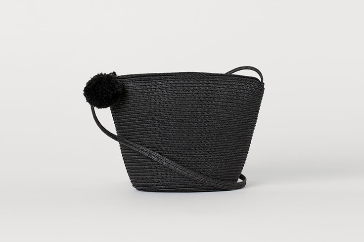 bolsos de rafia color negro hm