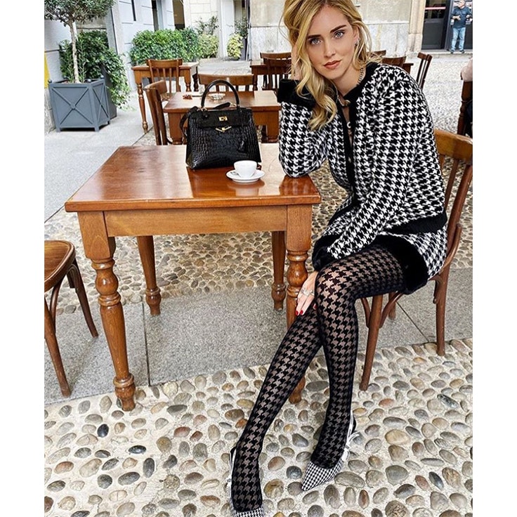 chiara ferragni medias de calzedonia de pata de gallo