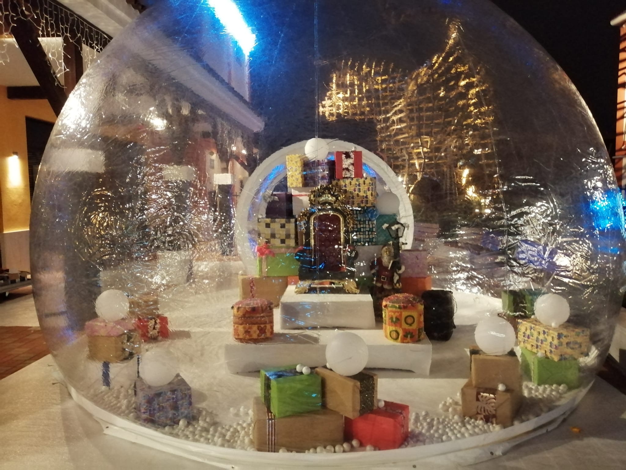 Visita al Paje Real en Plaza Mayor