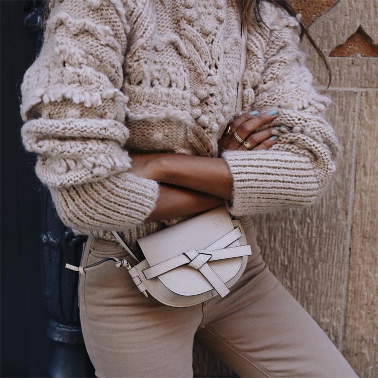 sincerely jules sariñana detalles conjunto beige invierno 2020