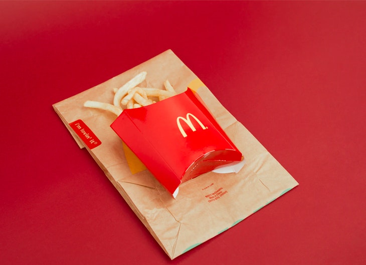 happy change, McDonalds comienza a retirar el plástico