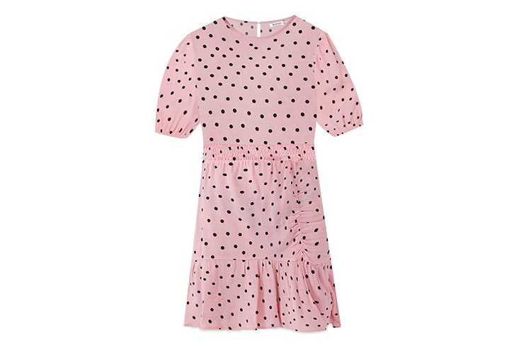 Vestido rosa con lunares de Stradivarius