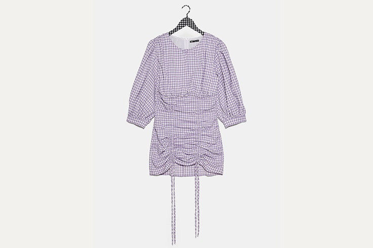 estampados de tendencia Vestido lila de cuadros vichy de Zara