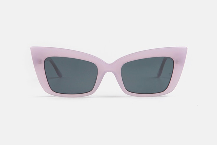 Gafas de sol cat-eye en color lila multiopticas