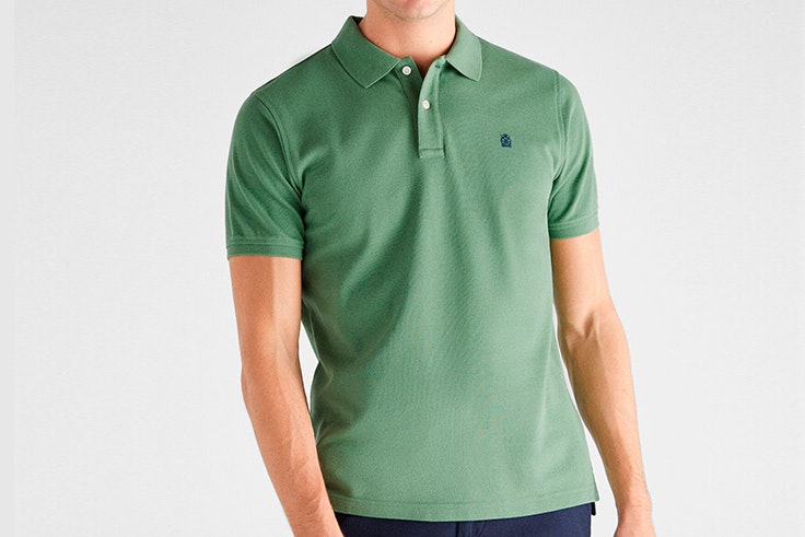 Polo clásico en color verde de Cortefiel
