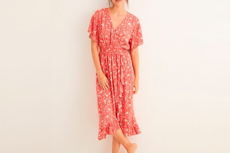 Prendas y accesorios del verano 2020: vestido de flores