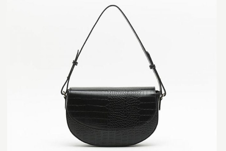 Bolso baguette en color negro de Misako