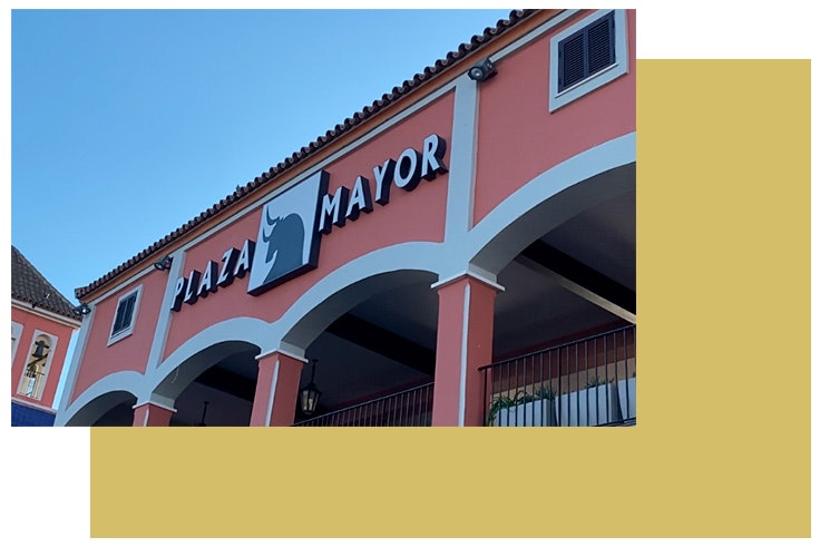 Zona de restaurantes y ocio de Plaza Mayor regalos día del padre