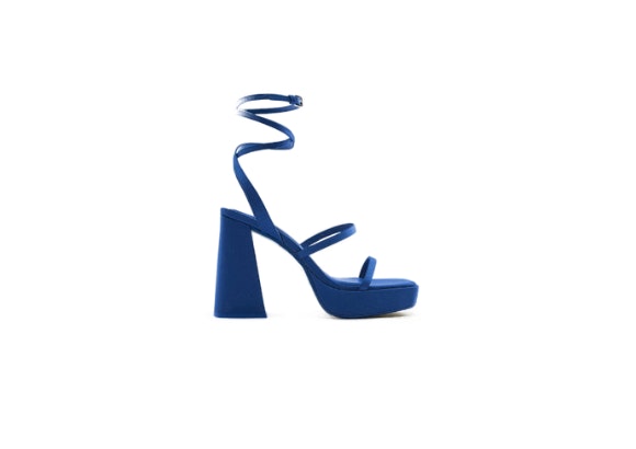 Sandalias plataforma, Zara.
