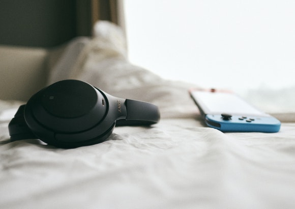 Auriculares Sony WH-1000XM4S y Nintendo Switch de Mediamarkt