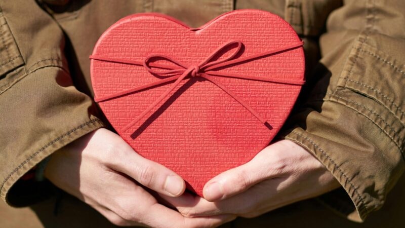 Embrace The Essence Of Love With Unique Valentine’s Day Gifts – LaQuein