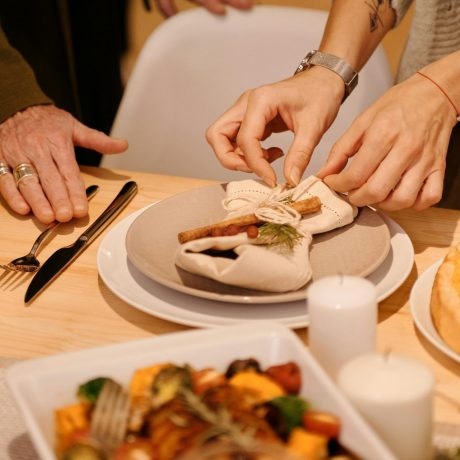Guía para decorar la mesa de Navidad: elegancia y estilo en cada detalle